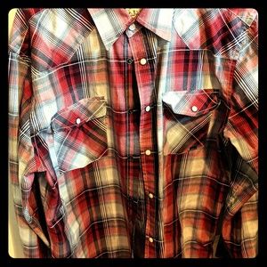 Coastal Mens Button Down Pearl Color Buttons